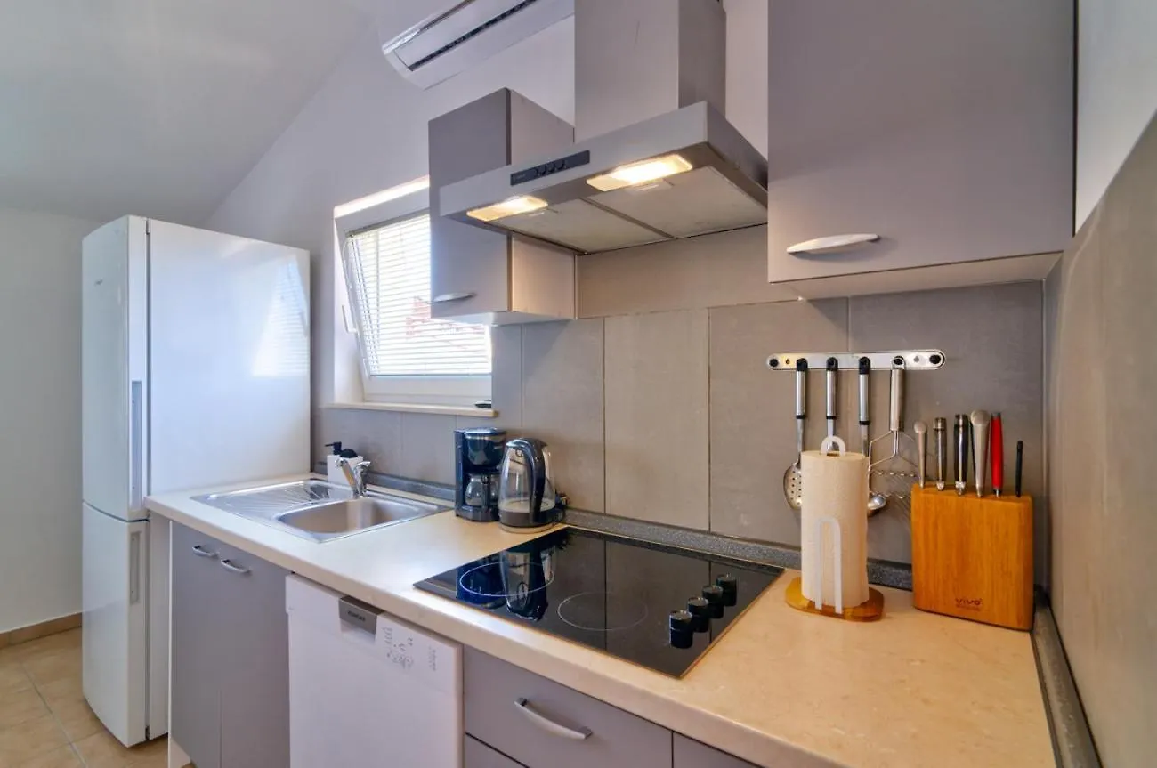 Mt Sun 115 App 2 Apartment Selce